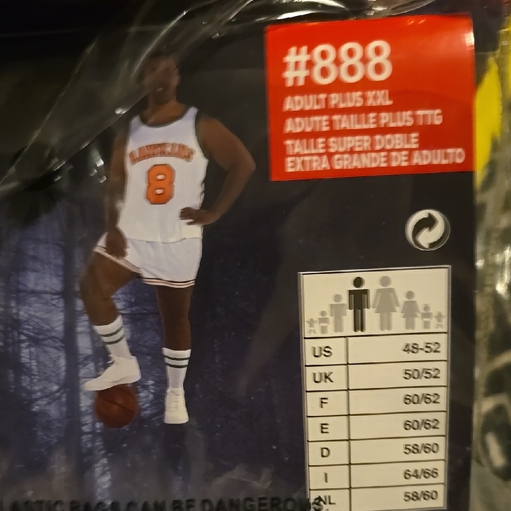 Stranger Things Hawkins Basketball Uniform - Picture 4 of 4
